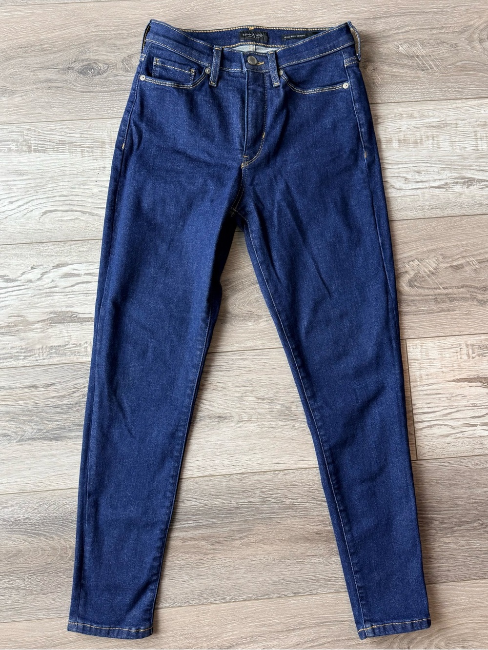 Banana Republic Premium Denim High Rise Skinny Jeans Davis Wash Size 2 (26-28)